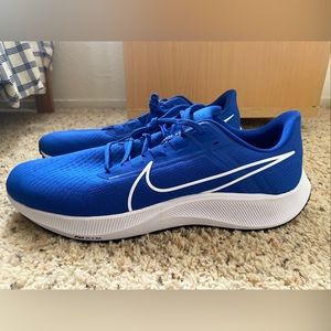 Nike Pegasus 38 Blue size 18